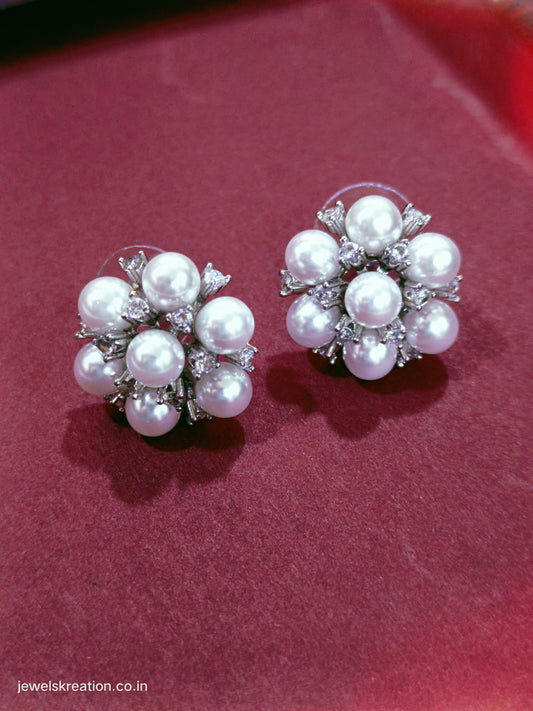 Ad Flower Pearl Stud Earrings